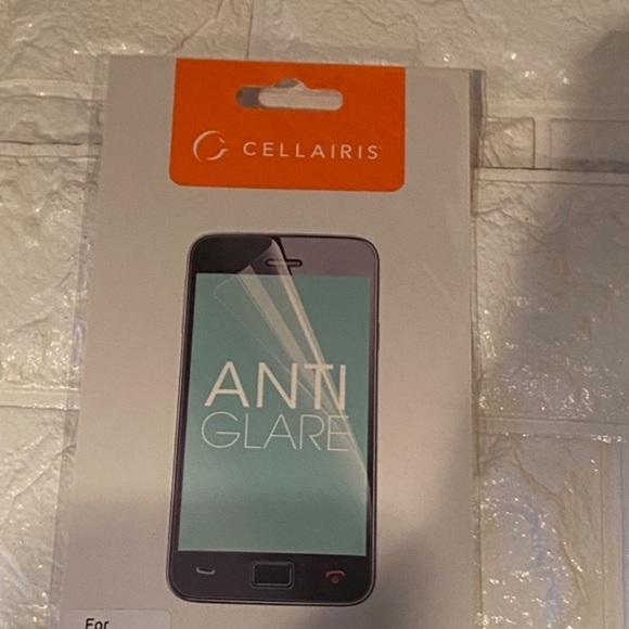 Cellairis Anti Glare 1Screen Protector for IPhone 6 - Picture 3 of 7